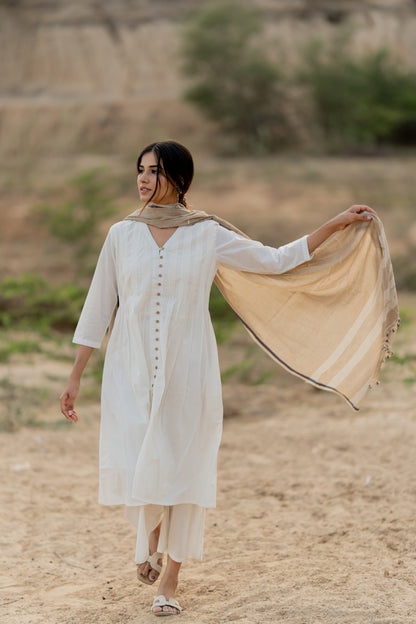 Creamy white kurta set with dupatta