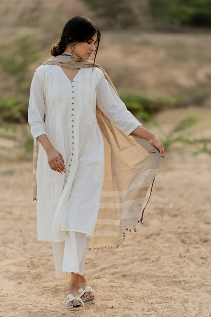 Creamy white kurta set with dupatta