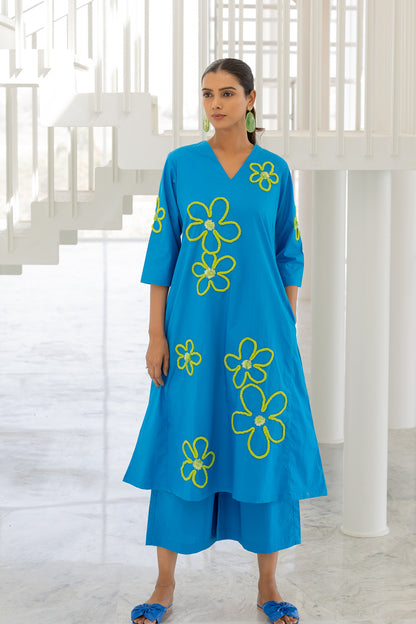 Seafoam Floral Embroidery Kurta Set