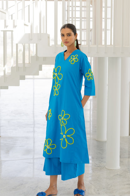 Seafoam Floral Embroidery Kurta