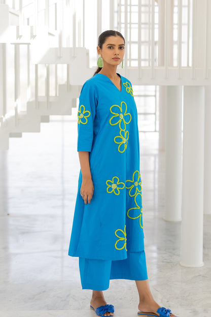 Seafoam Floral Embroidery Kurta