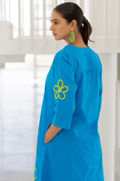 Seafoam Floral Embroidery Kurta