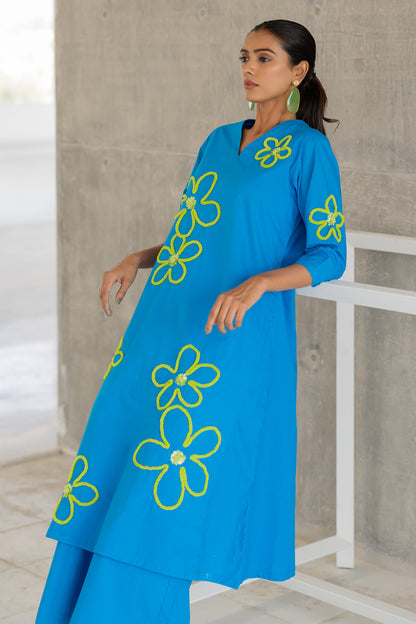 Seafoam Floral Embroidery Kurta