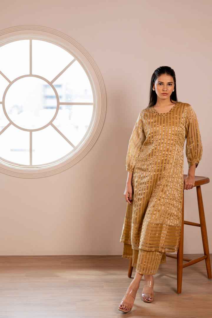 Praavi Striped Kurta Set