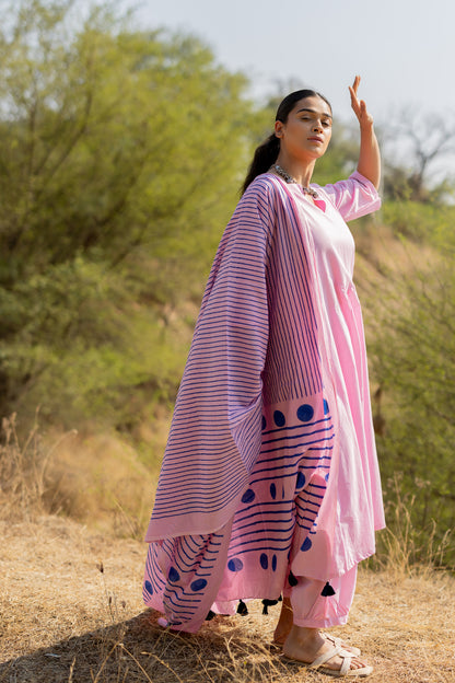 Taffy Pink Kurta Set with Block Printed Dupatta