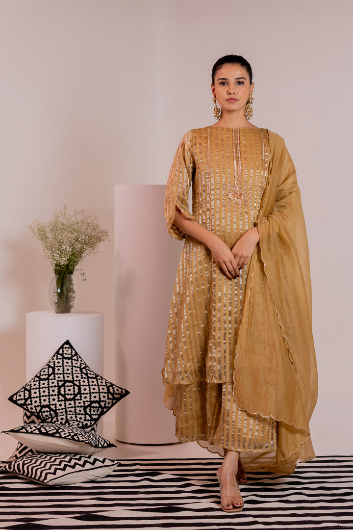 Sauvaran Kurta Set with Chanderi Dupatta