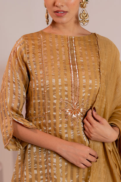 Sauvaran Kurta Set with Chanderi Dupatta