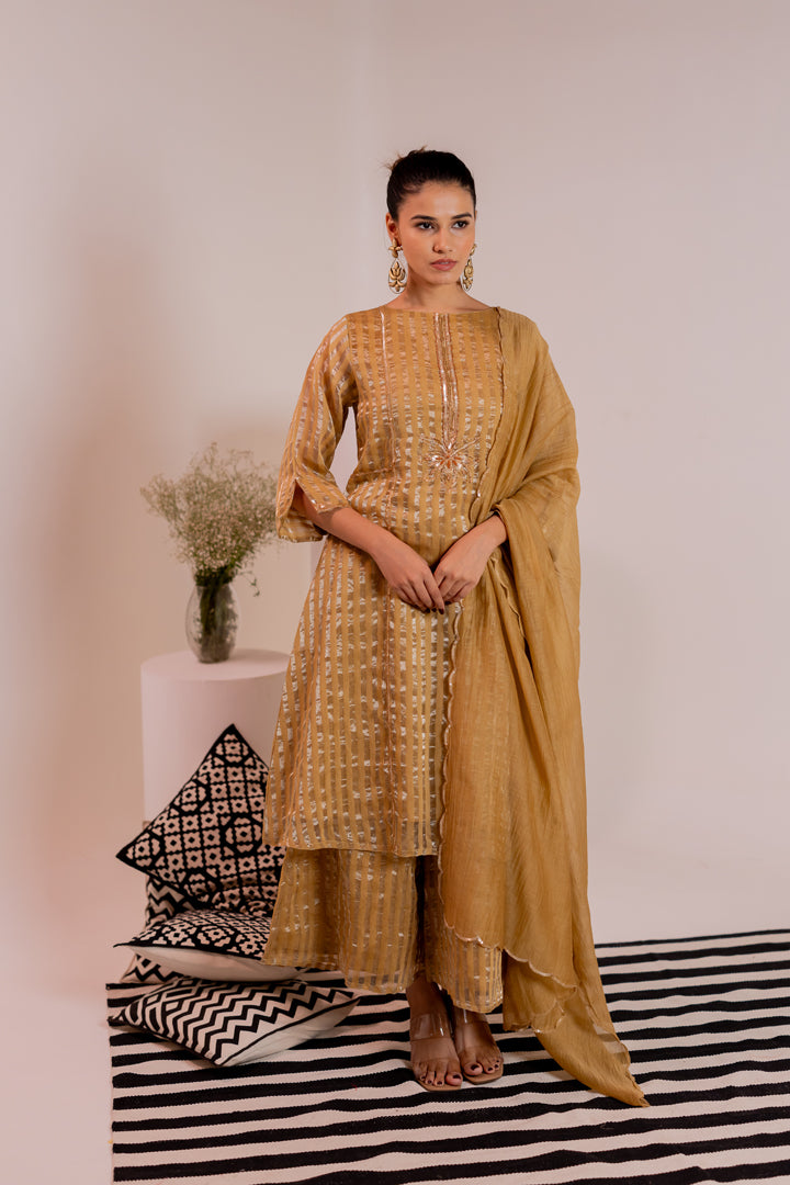 Sauvaran Kurta Set with Chanderi Dupatta