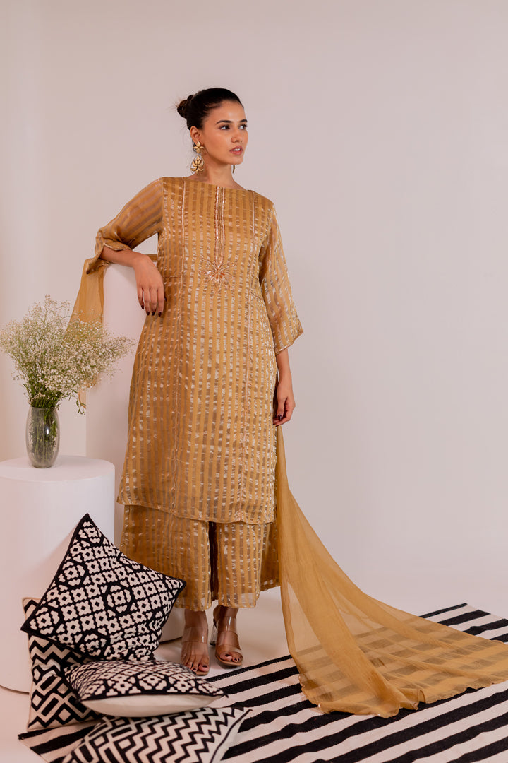 Sauvaran Kurta Set with Chanderi Dupatta