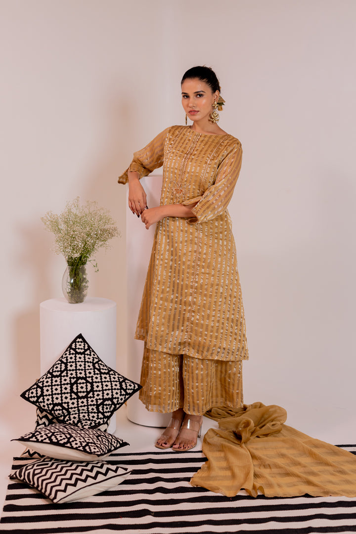 Sauvaran Kurta Set with Chanderi Dupatta