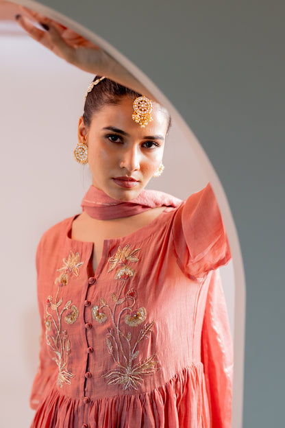 Naghma Kurta