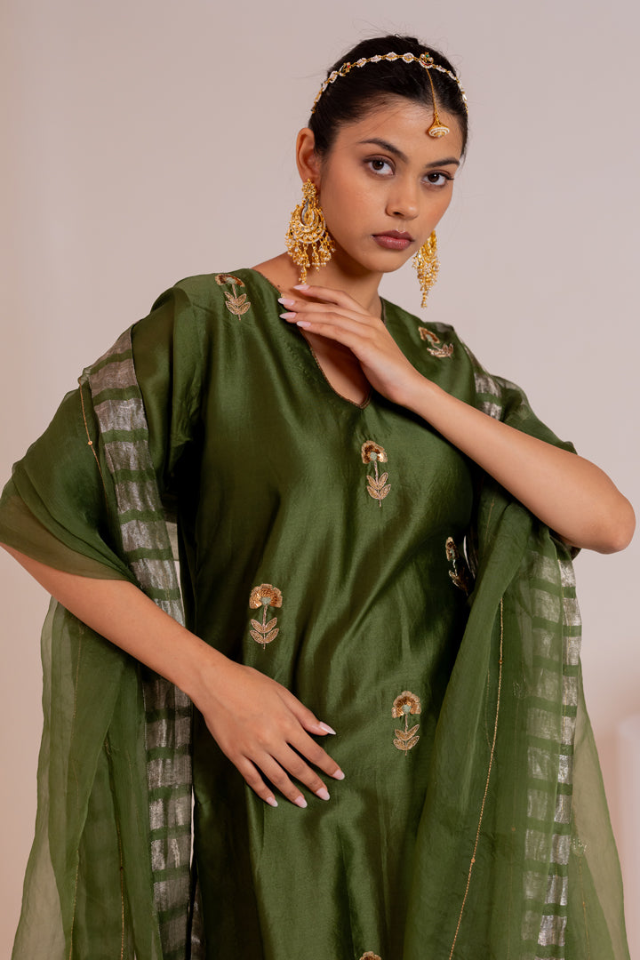 Sidhyaa Kurta Set with Dupatta