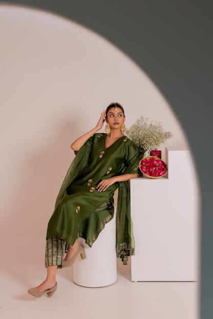 Sidhyaa Kurta Set with Dupatta