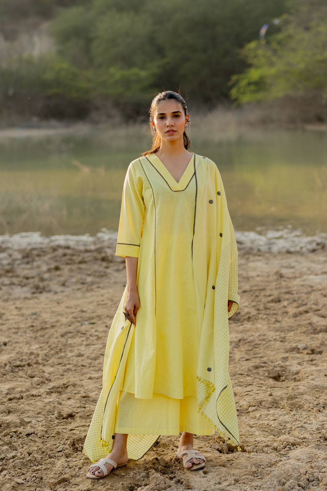 Light Lemon and Grey Kurta set with Jaamdani Dupatta