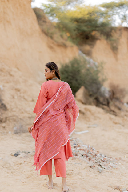 Sandy Blush Kurta Set with Handloom Dupatta