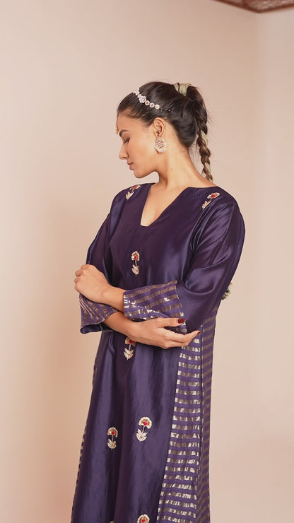 Revaa Kurta Set with Organza Dupatta