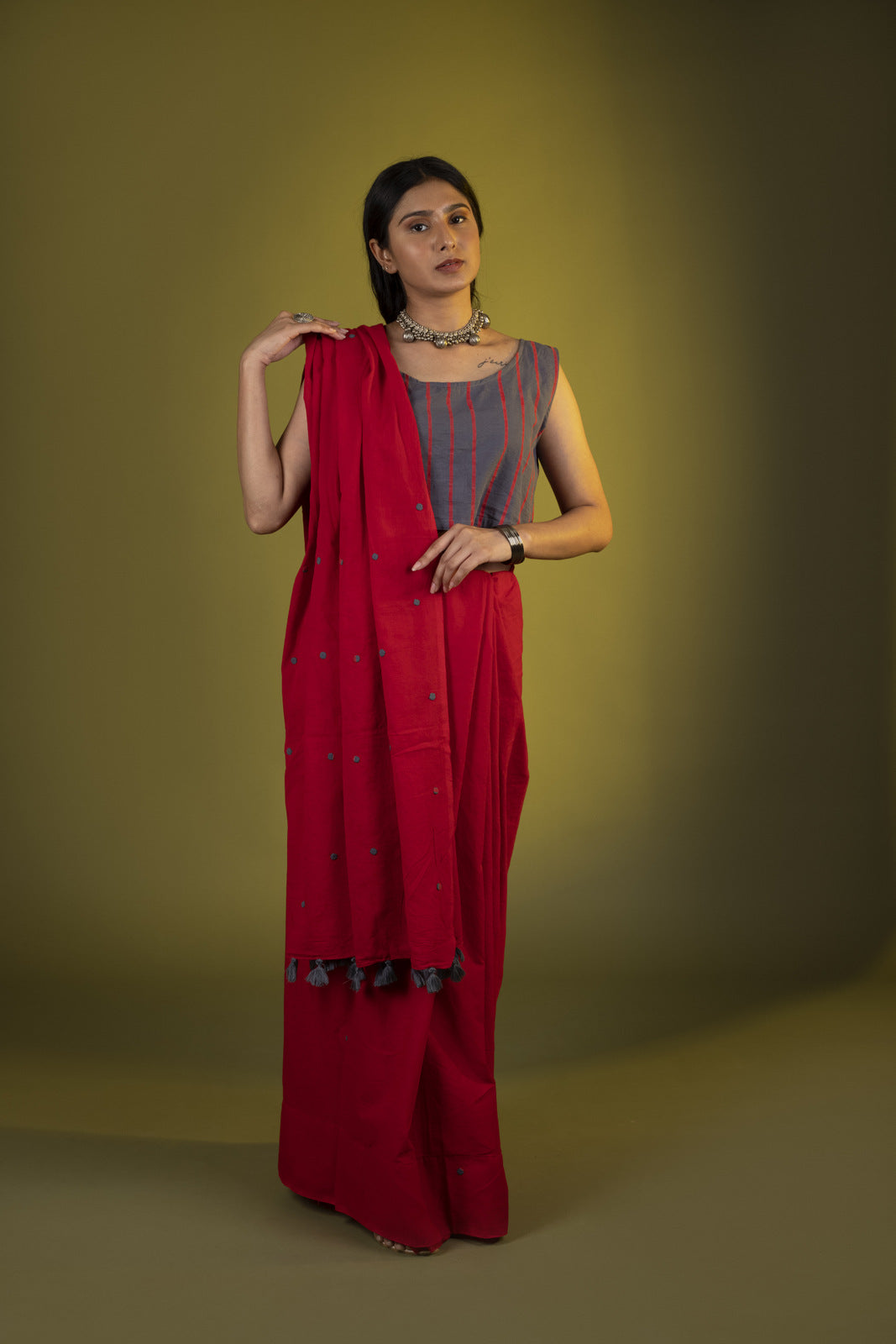 Buy red grey cotton saree Online by Craftiva | Red grey cotton saree